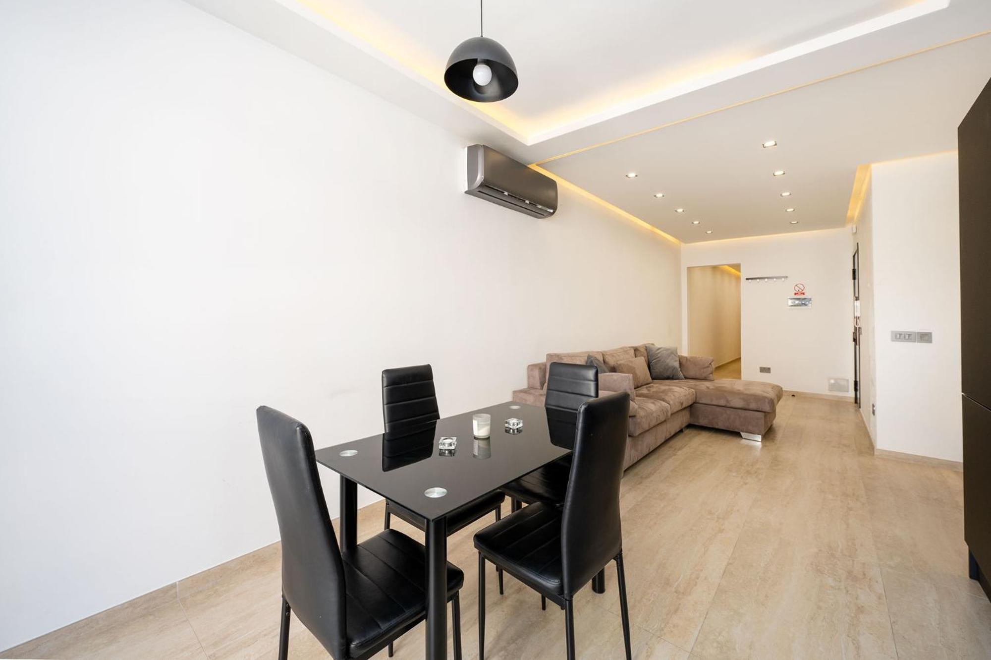 Modern 2 Bedroomed Apartment In Gzira Exterior foto